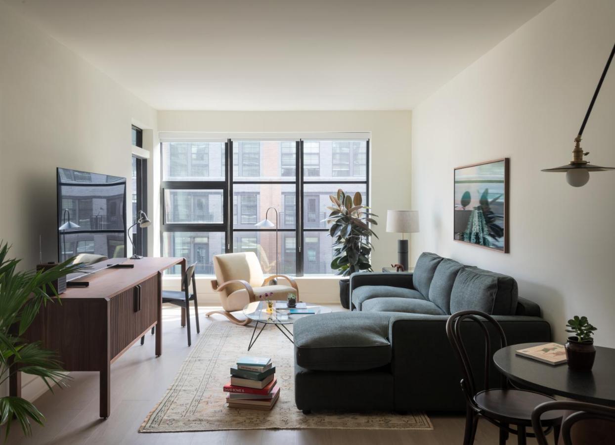 Roost Baltimore Luaran gambar